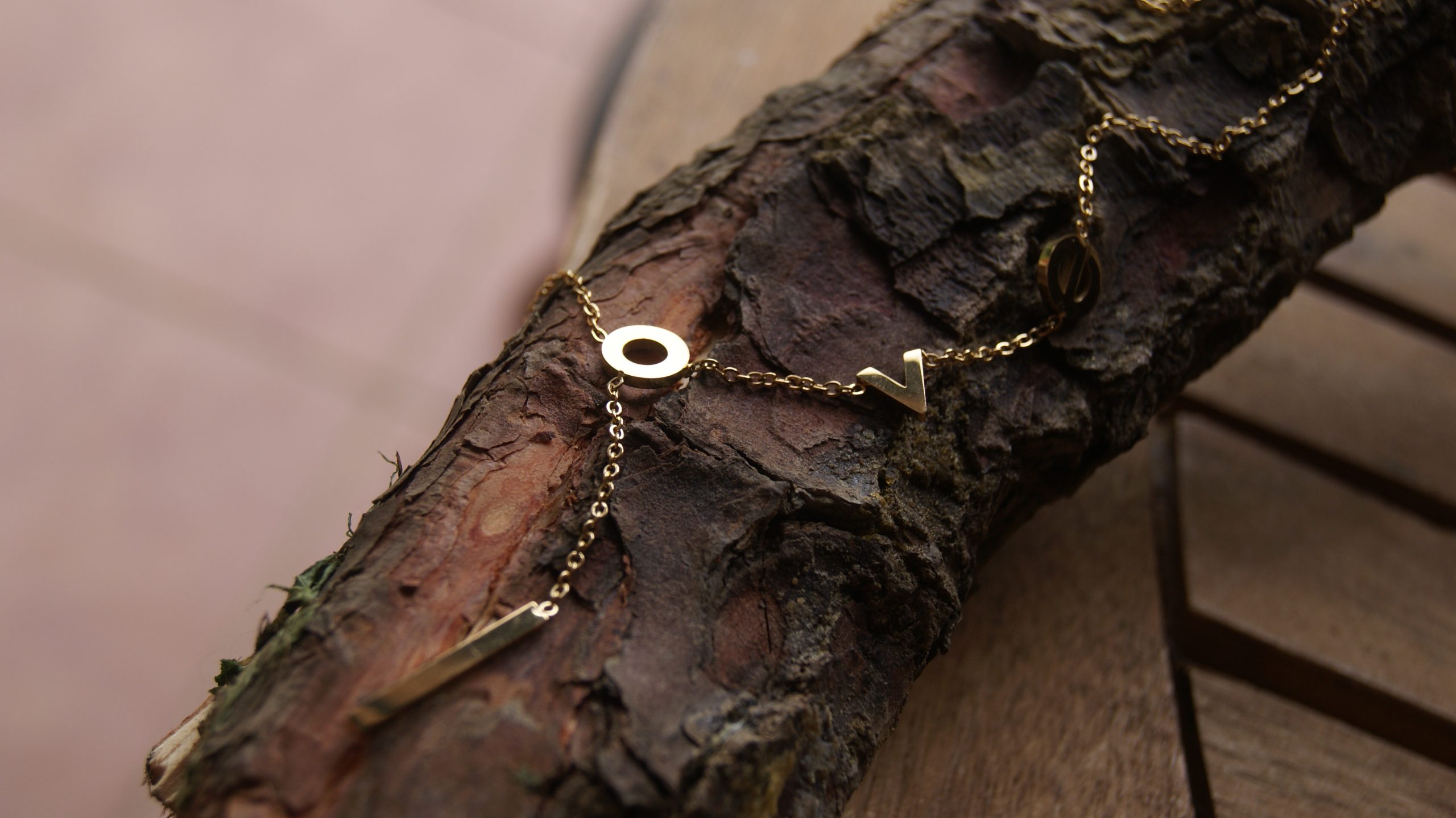 COLLAR LOVE DORADO - Imagen 2